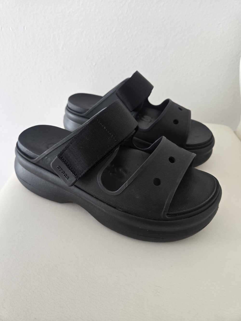 Crocs Women's Black Slide Sandals Hook & Loop Adjustable Strap Logo Size 10